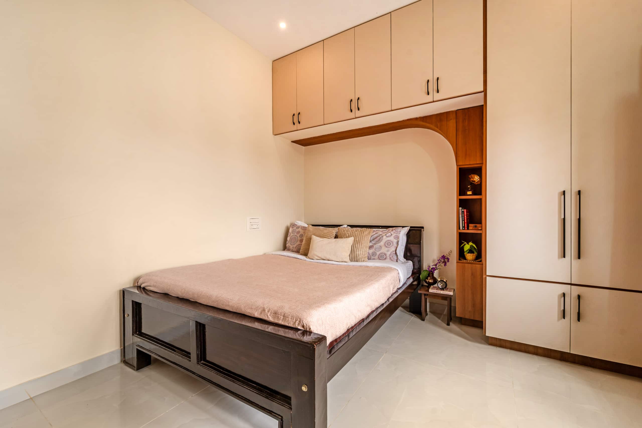 StayVista at Bean & Brick Villa w/Bonfire & Garden 18