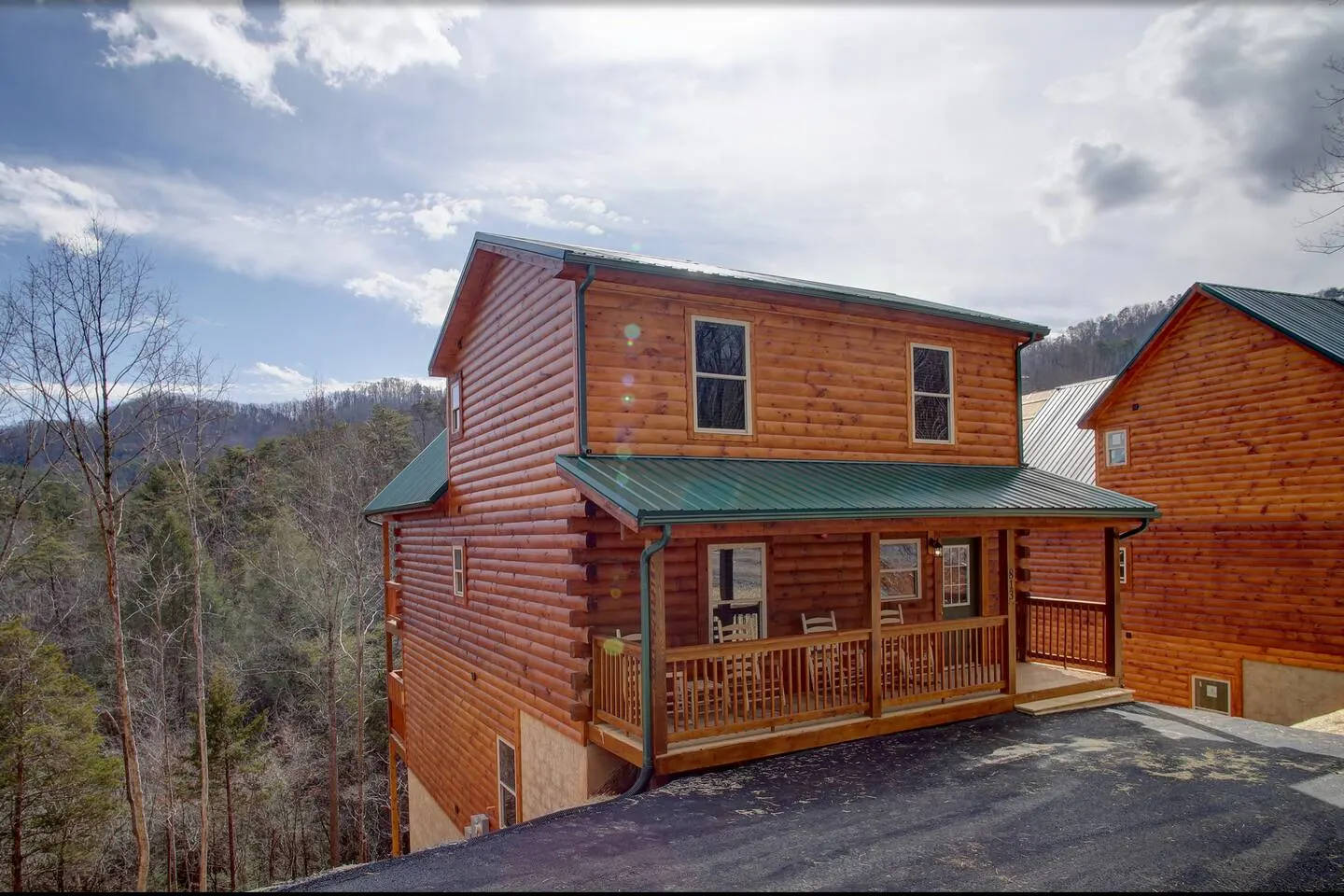 NEWLY Built! 5BR-5BH-Hottub-WIFI-Theater-Pool Tble