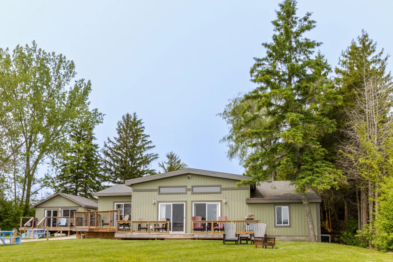 Westlake Consecon Lodge; beach pass! | West Lake Vacation Home | 5BR Waterfront Retreat + Near Sandbanks