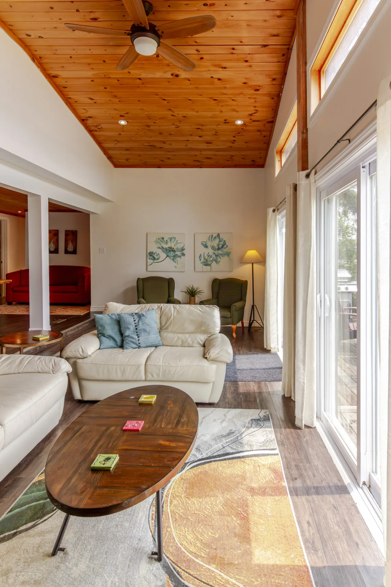 Westlake Consecon Lodge; beach pass! West Lake Vacation Home 5BR Waterfront Retreat + Near Sandbanks 11