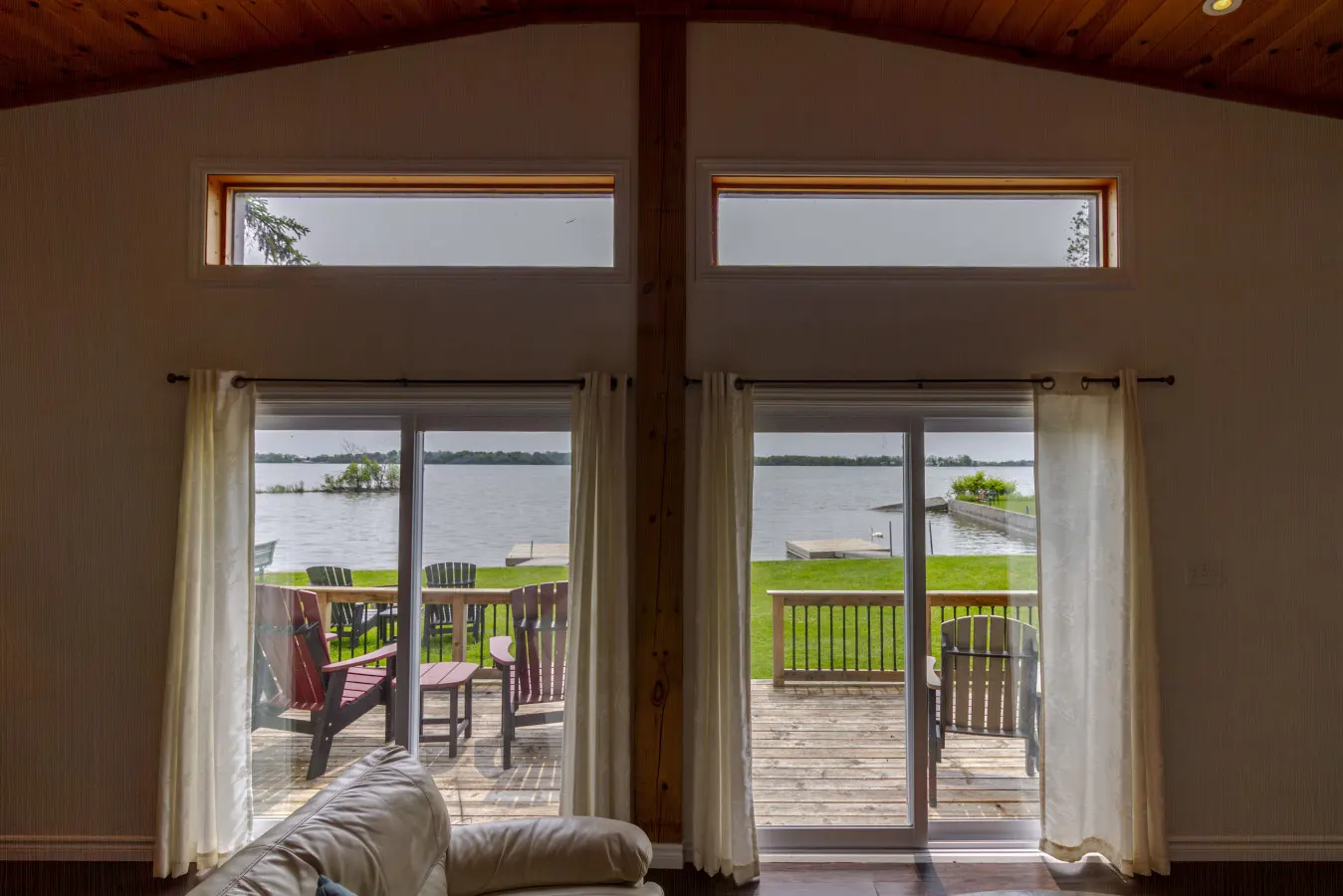 Westlake Consecon Lodge; beach pass! West Lake Vacation Home 5BR Waterfront Retreat + Near Sandbanks 13