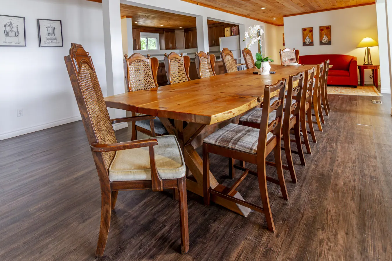 Westlake Consecon Lodge; beach pass! West Lake Vacation Home 5BR Waterfront Retreat + Near Sandbanks 3