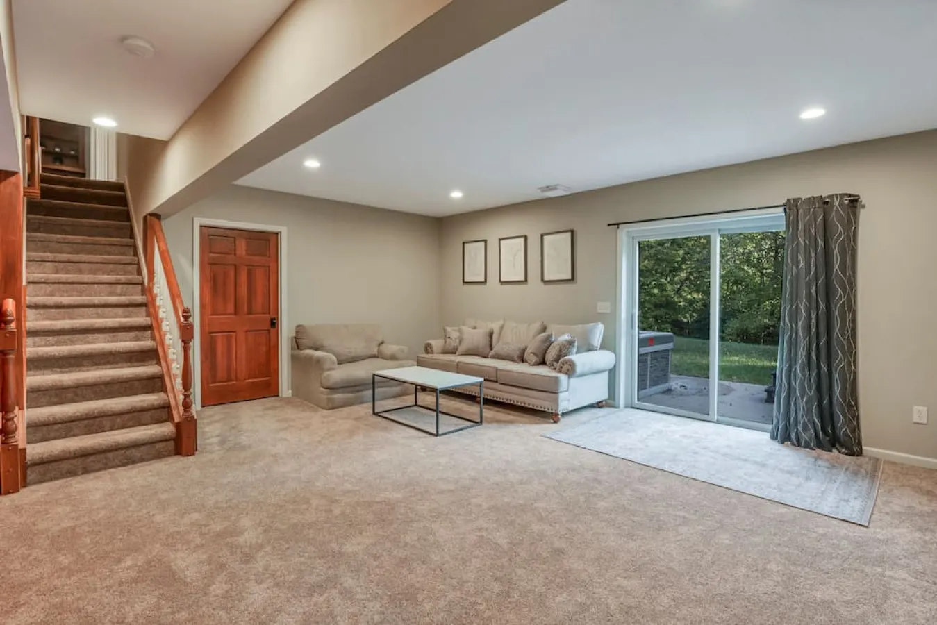 Lancaster: Valley View Villa 17