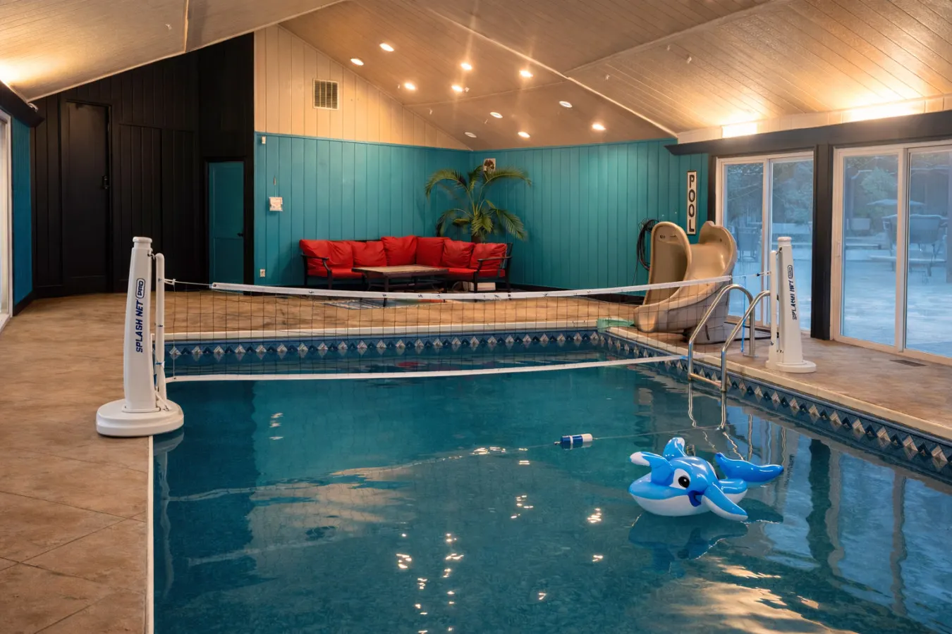 Lancaster: Valley View Villa — photo 3