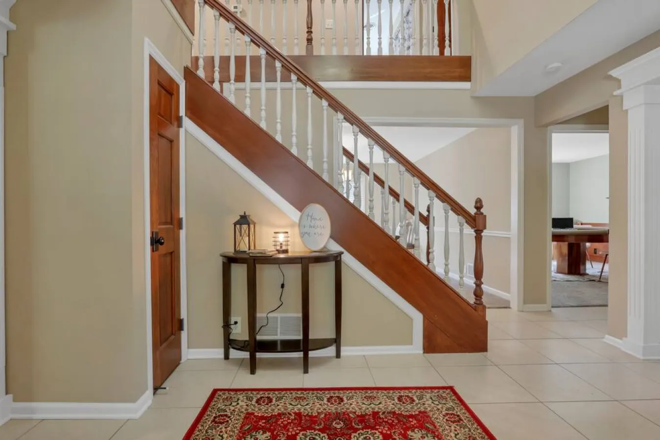 Lancaster: Valley View Villa 7