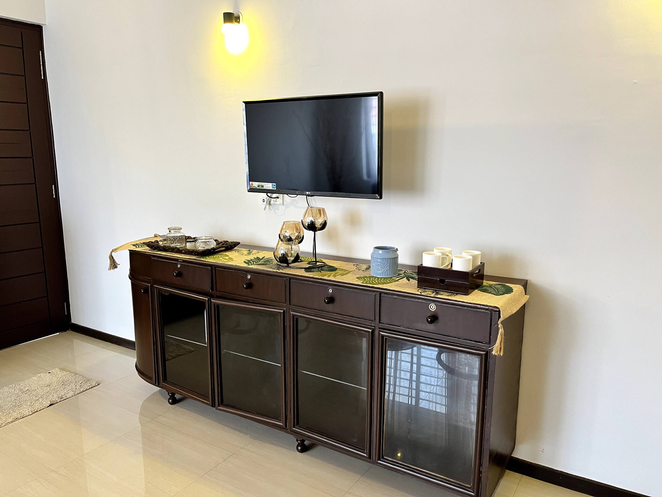 A plush 2 Bedroom apartment with WiFi facility. 5