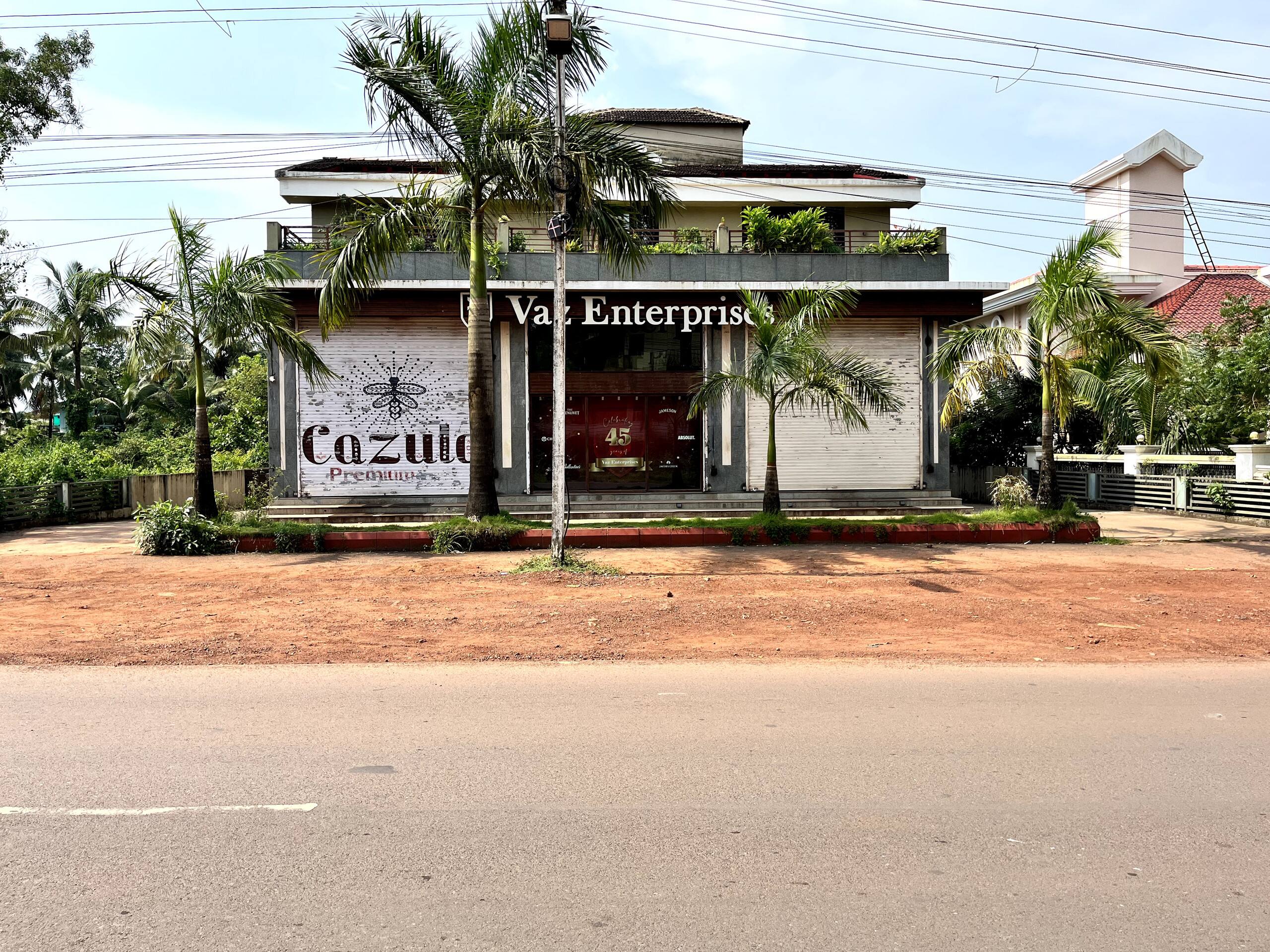 A plush 2 Bedroom apartment with WiFi facility. 21