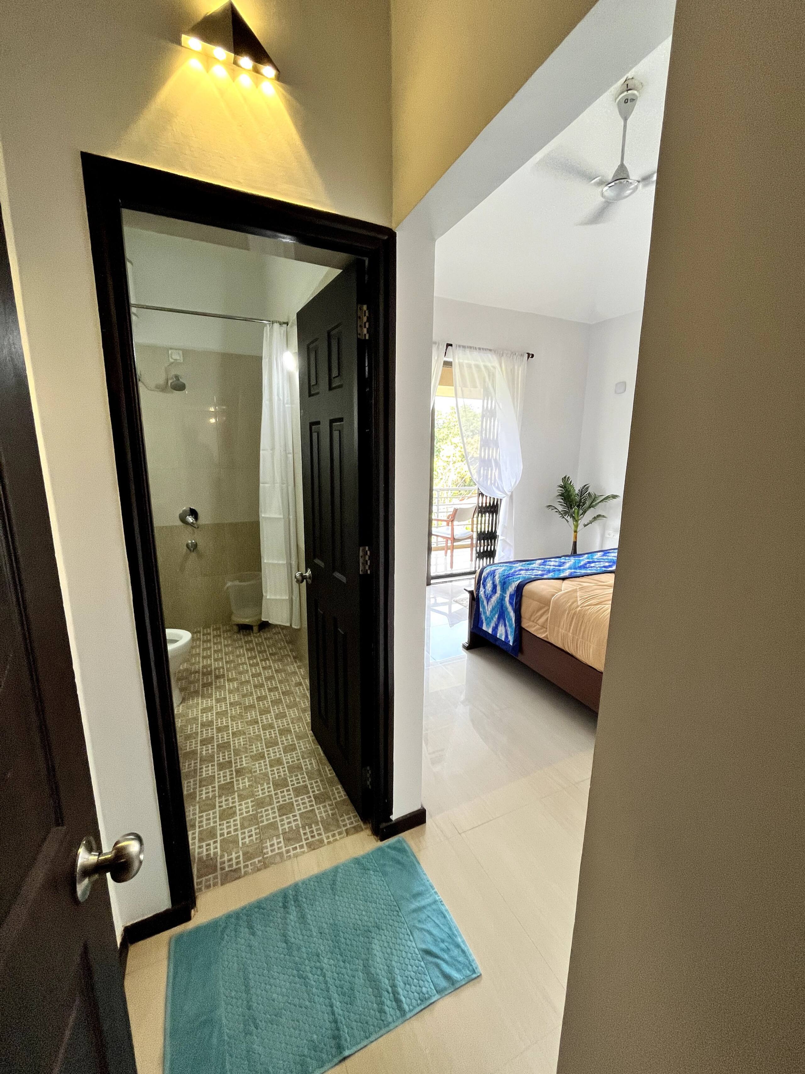 A plush 2 Bedroom apartment with WiFi facility. 13