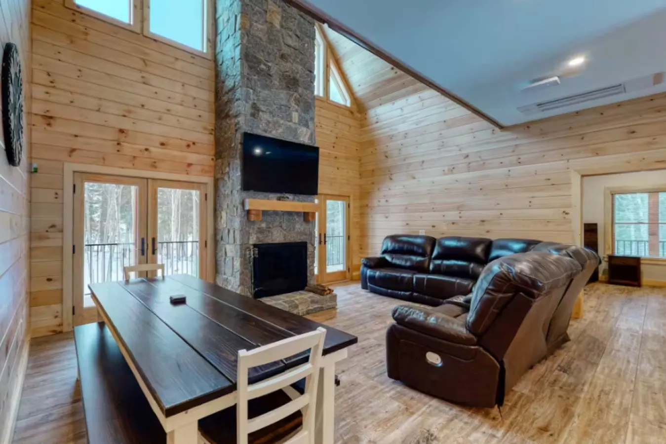 Wicked Moose Cabin 4