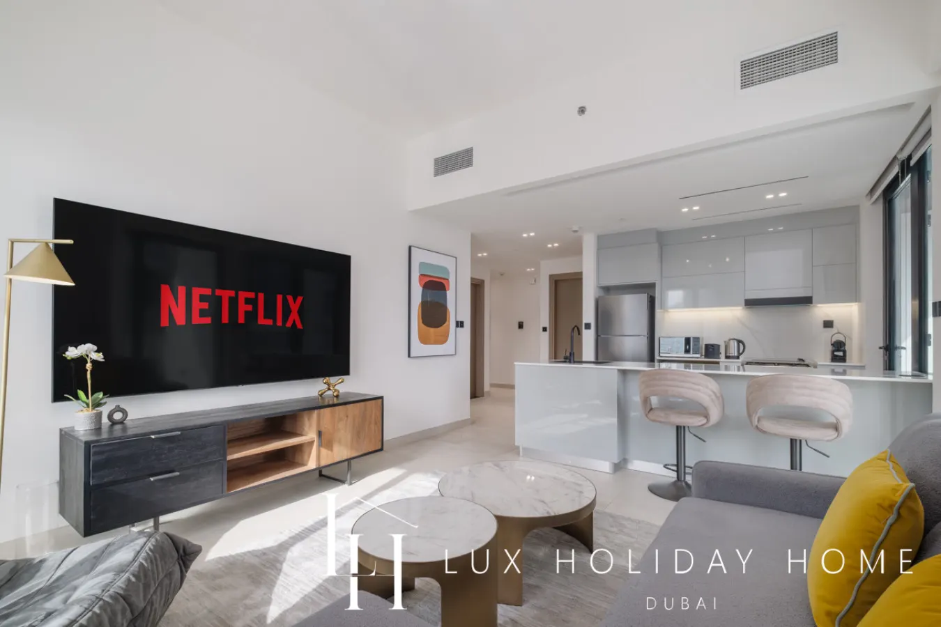 LUX The Modern Binghatti Canal Suite 3 6