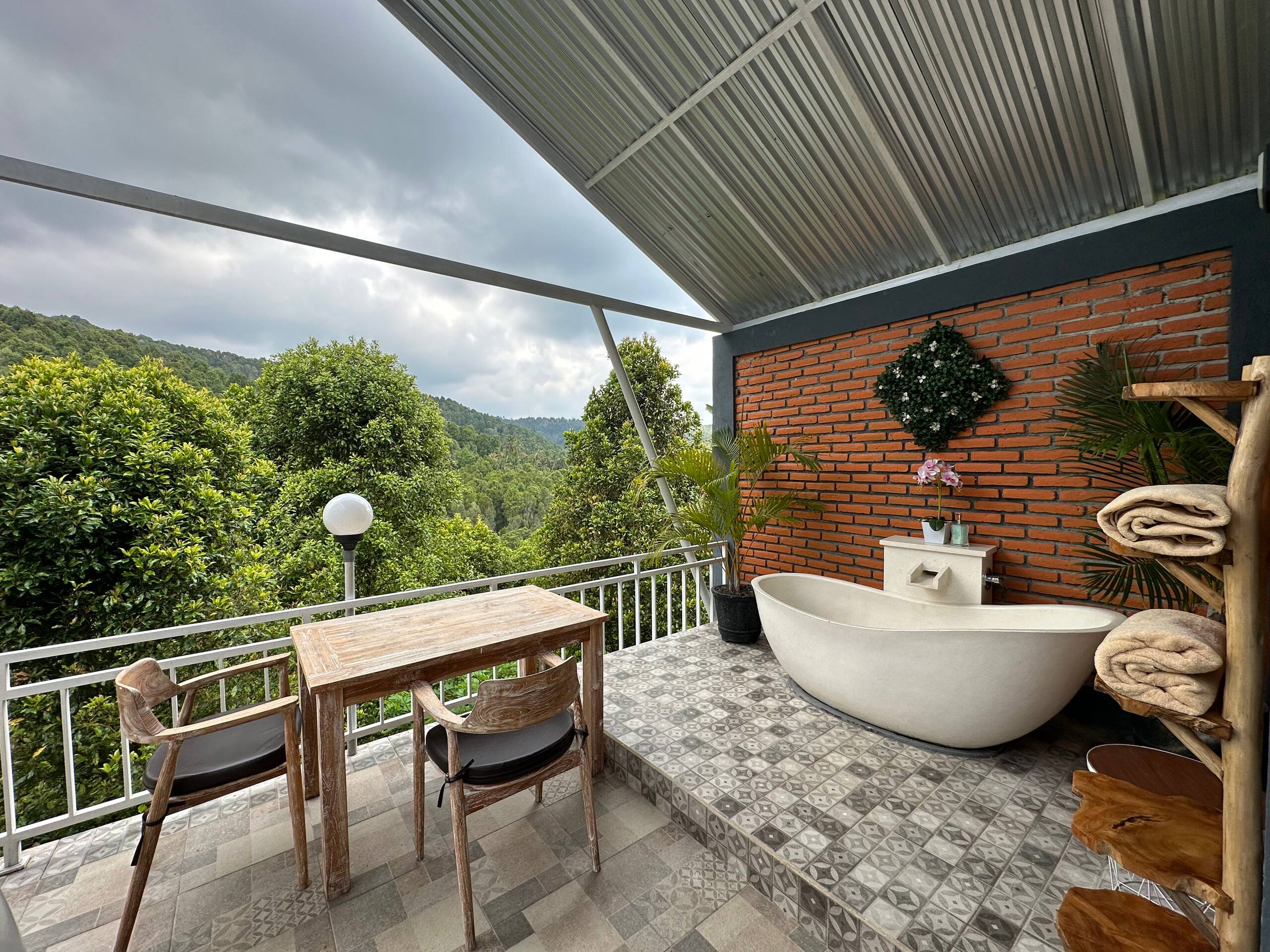 Moondock Luxury camp - Munduk 9