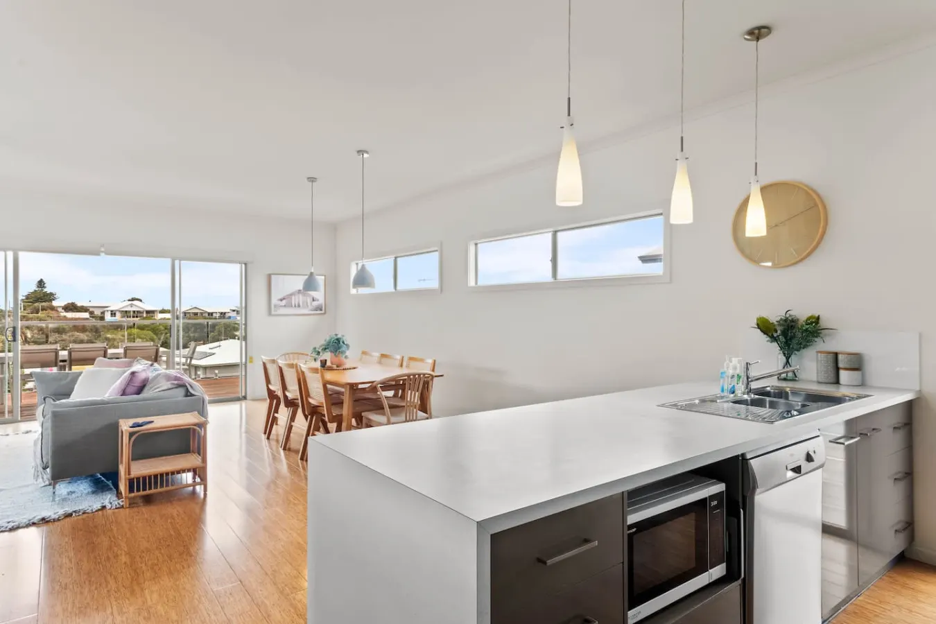 Salty Breeze—Central Family Getaway by the Sea 15