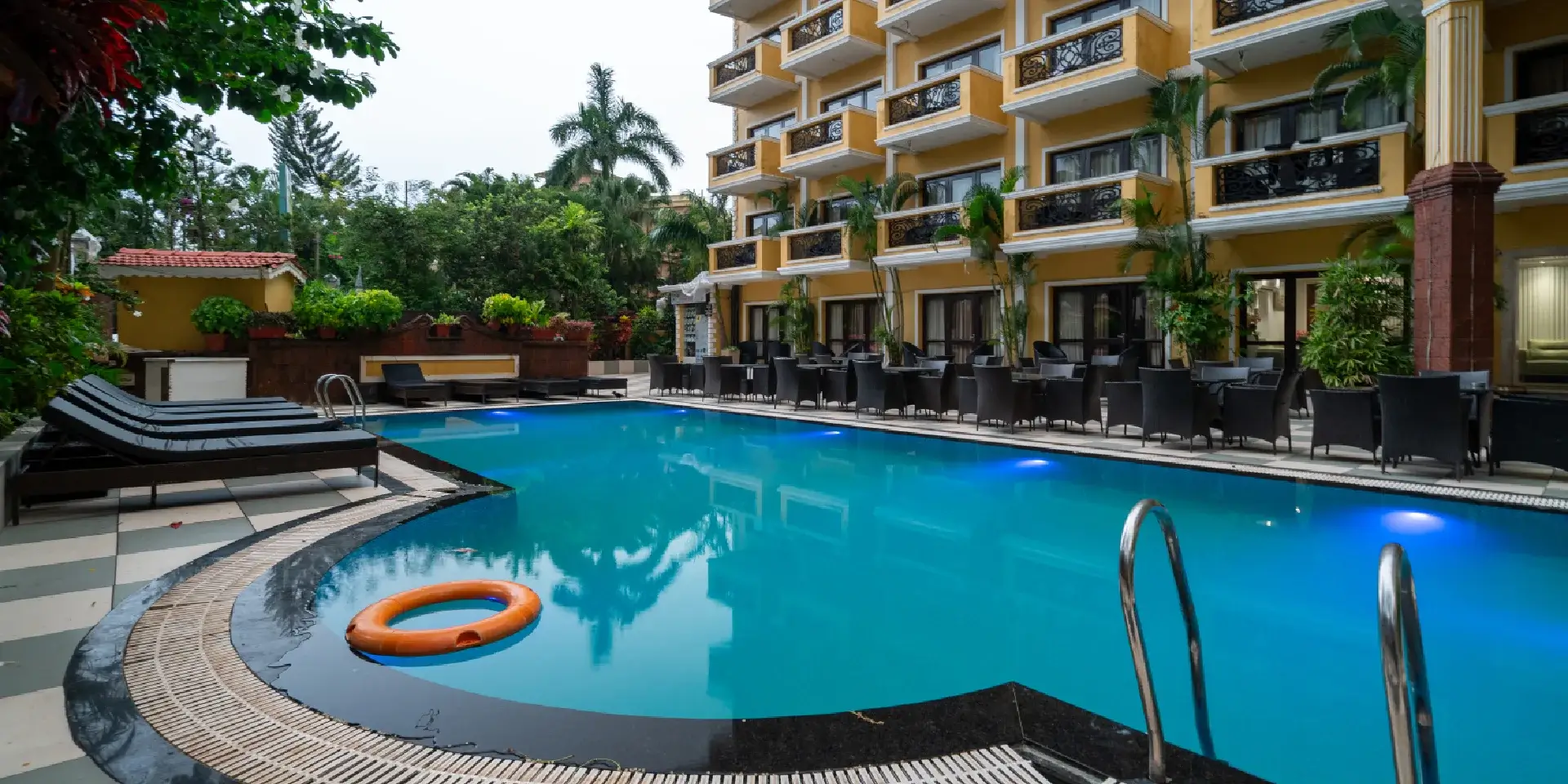 De Alturas 1BHK Sea Side apartment 6