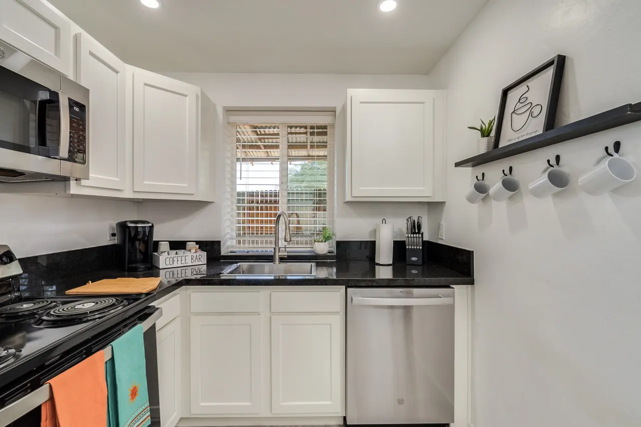 Tucson Retreat Dog Park + Gated Parking #4 10