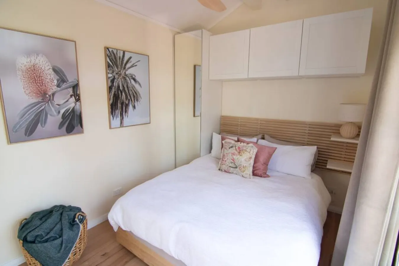 Bottlebrush Cabin cosy private cabin in the trees 8