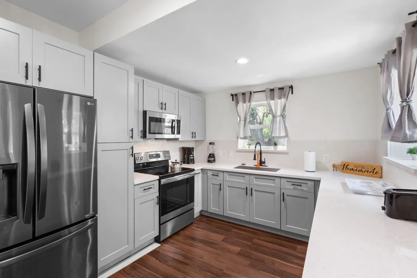 Med Center 2BR, Gated, Pet-Friendly, Near TMC - Houston 12
