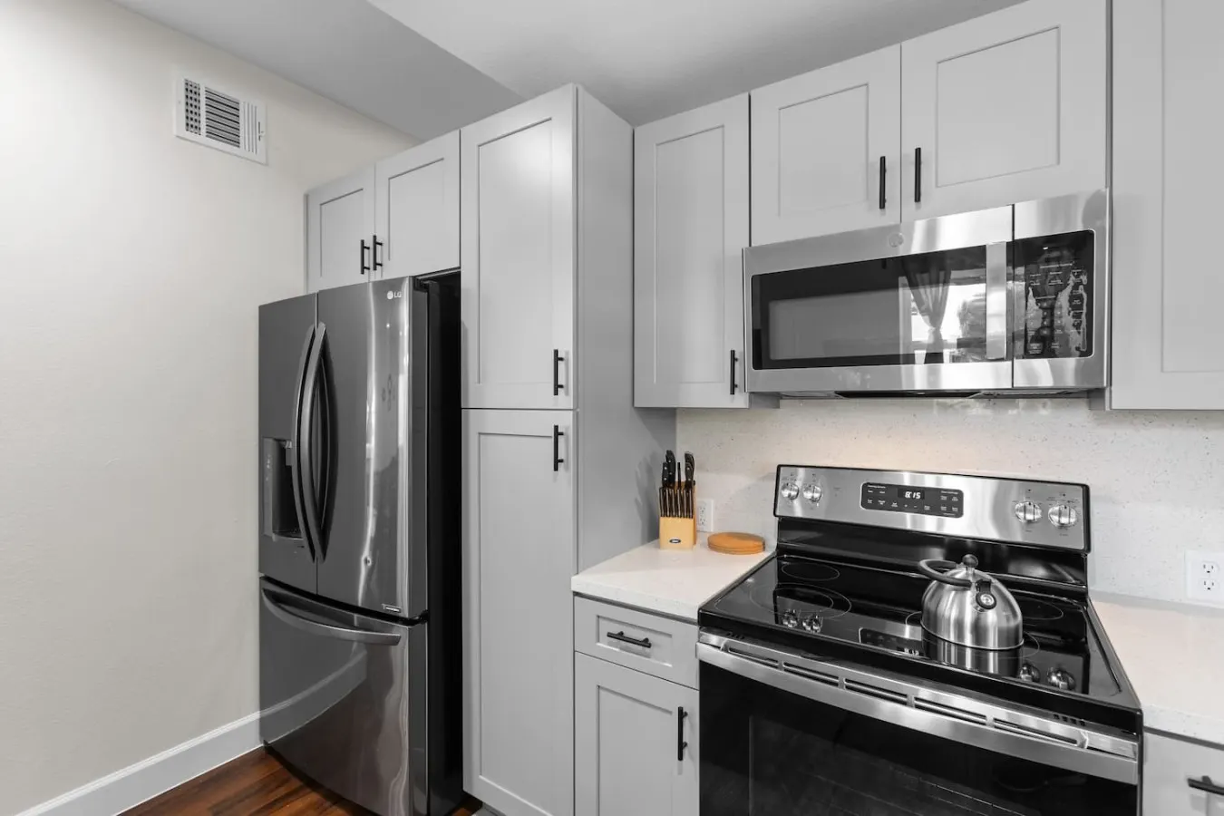 Med Center 2BR, Gated, Pet-Friendly, Near TMC - Houston 15
