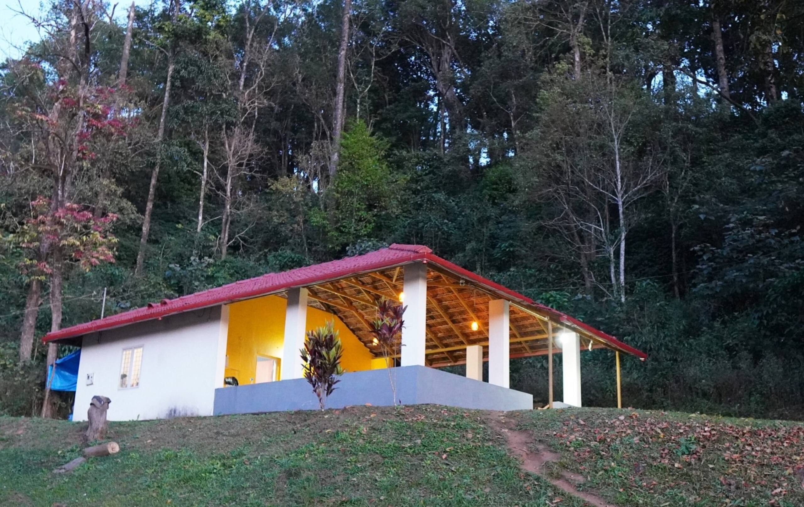 Green Echoes by Tripture - Hilltop Villa in Coorg 11