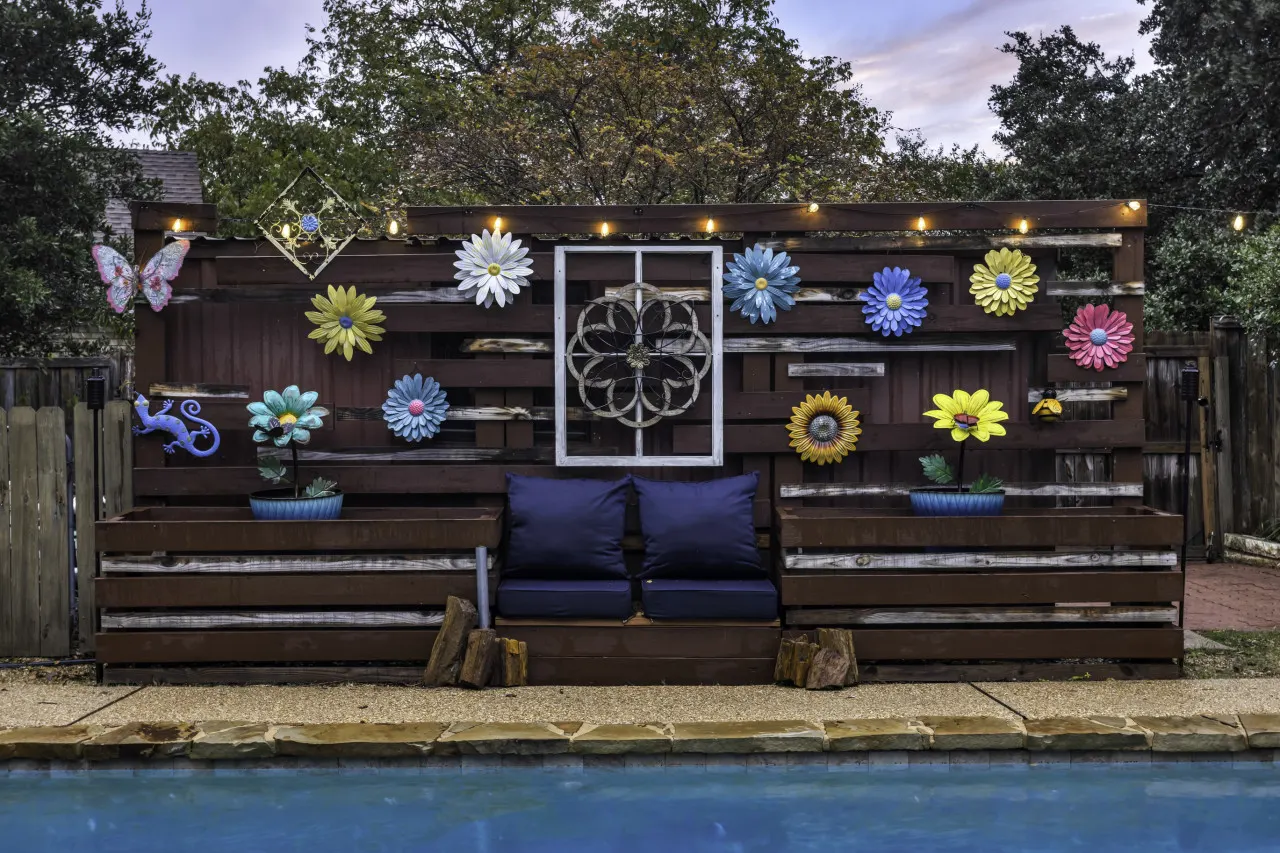 Triple C Retreat + Pool & Spa 5