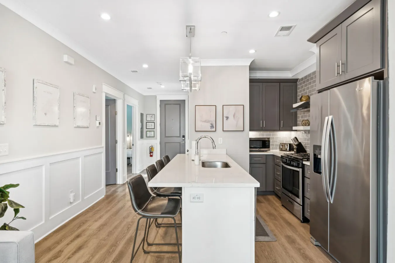 124-202- The Palm Suite at The Palmetto 8