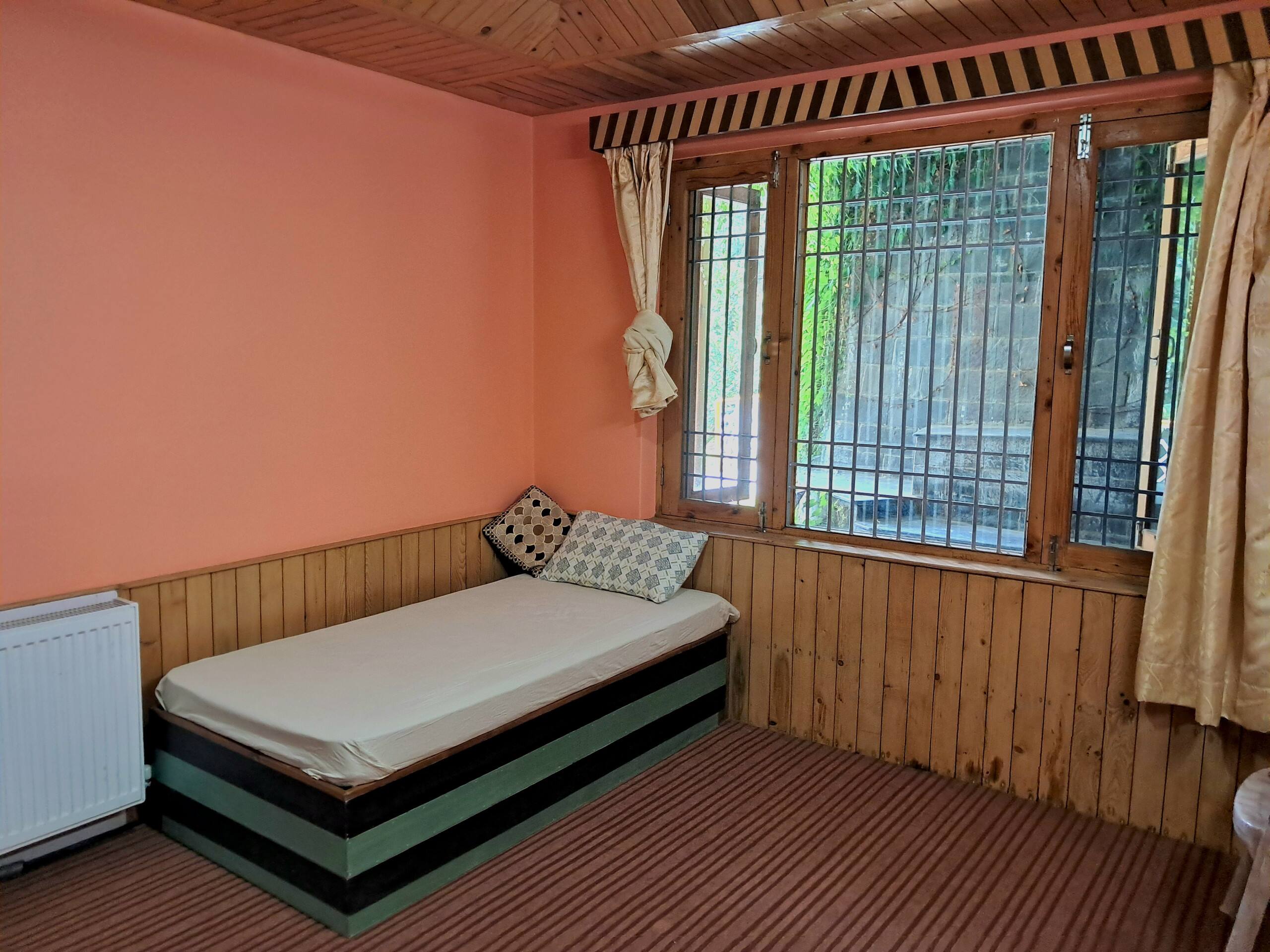 Shantiloka - 2bhk in the Himalayas 24