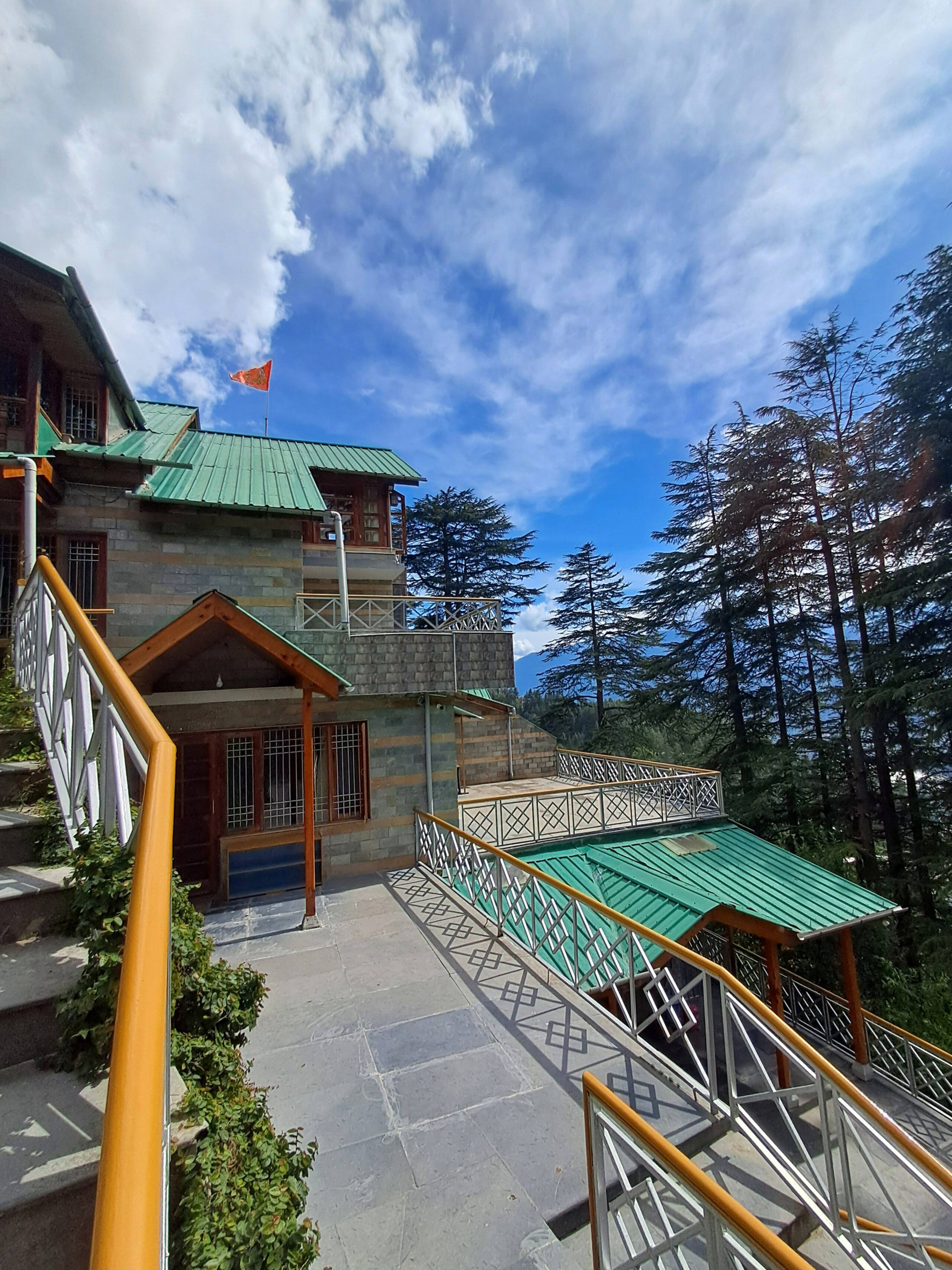 Shantiloka - 2bhk in the Himalayas