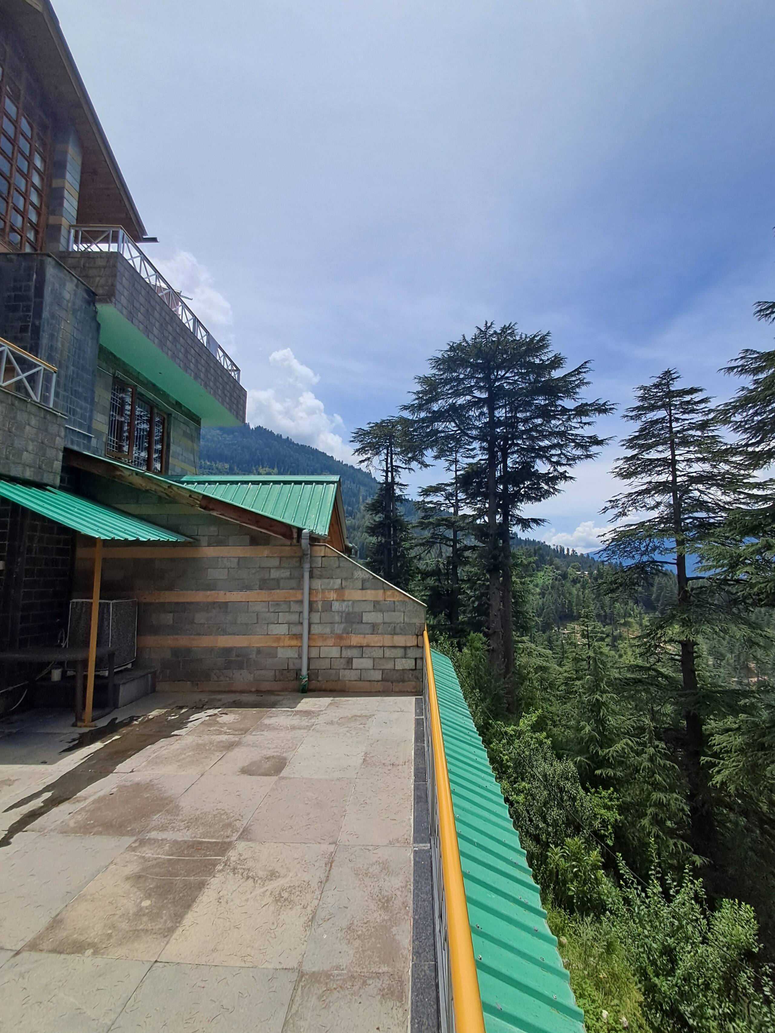 Shantiloka - 2bhk in the Himalayas 37