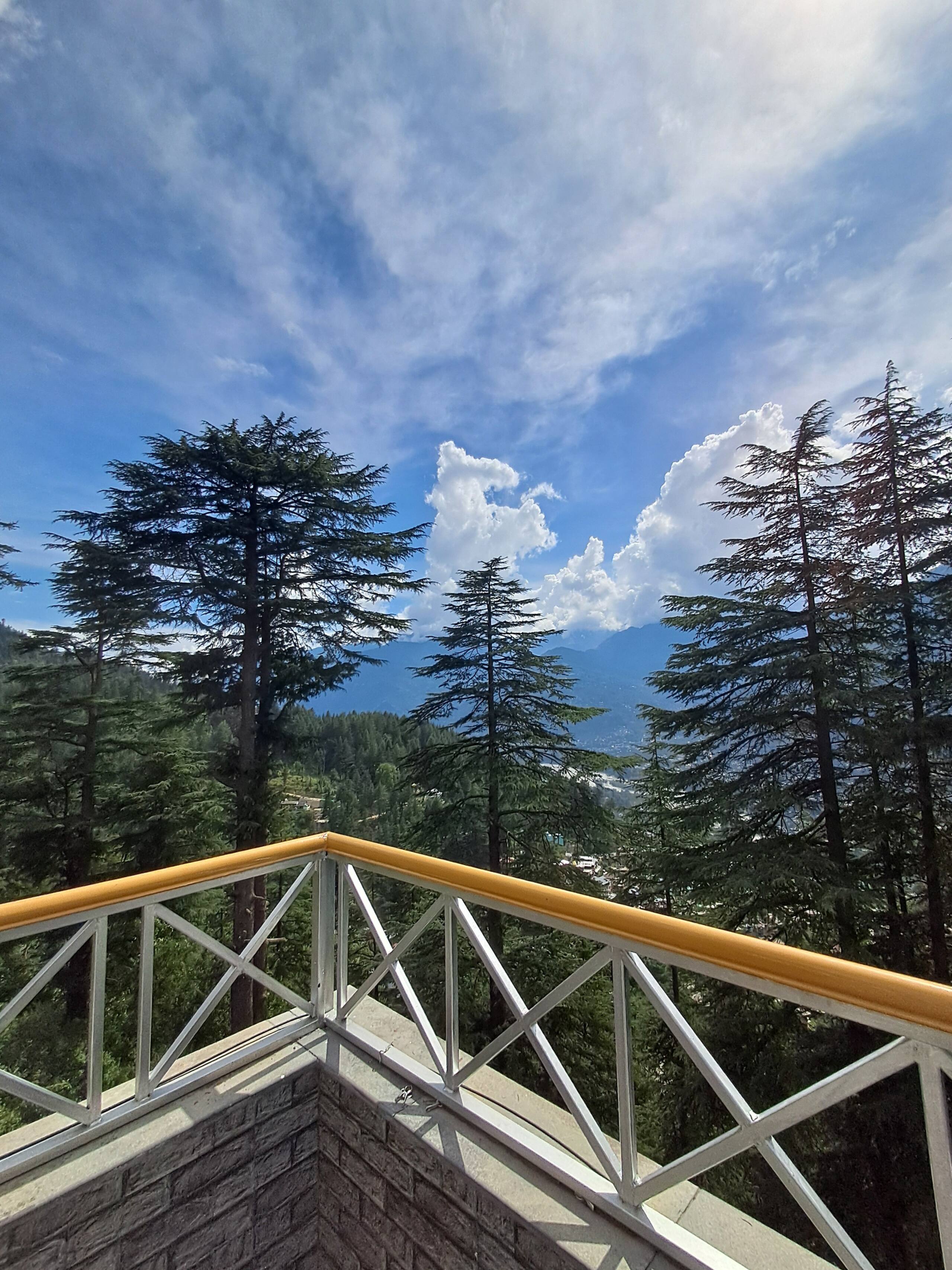 Shantiloka - 2bhk in the Himalayas 8