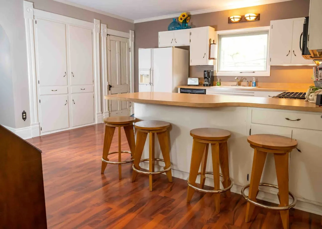 Farmhouse Unique Country Getaways 14