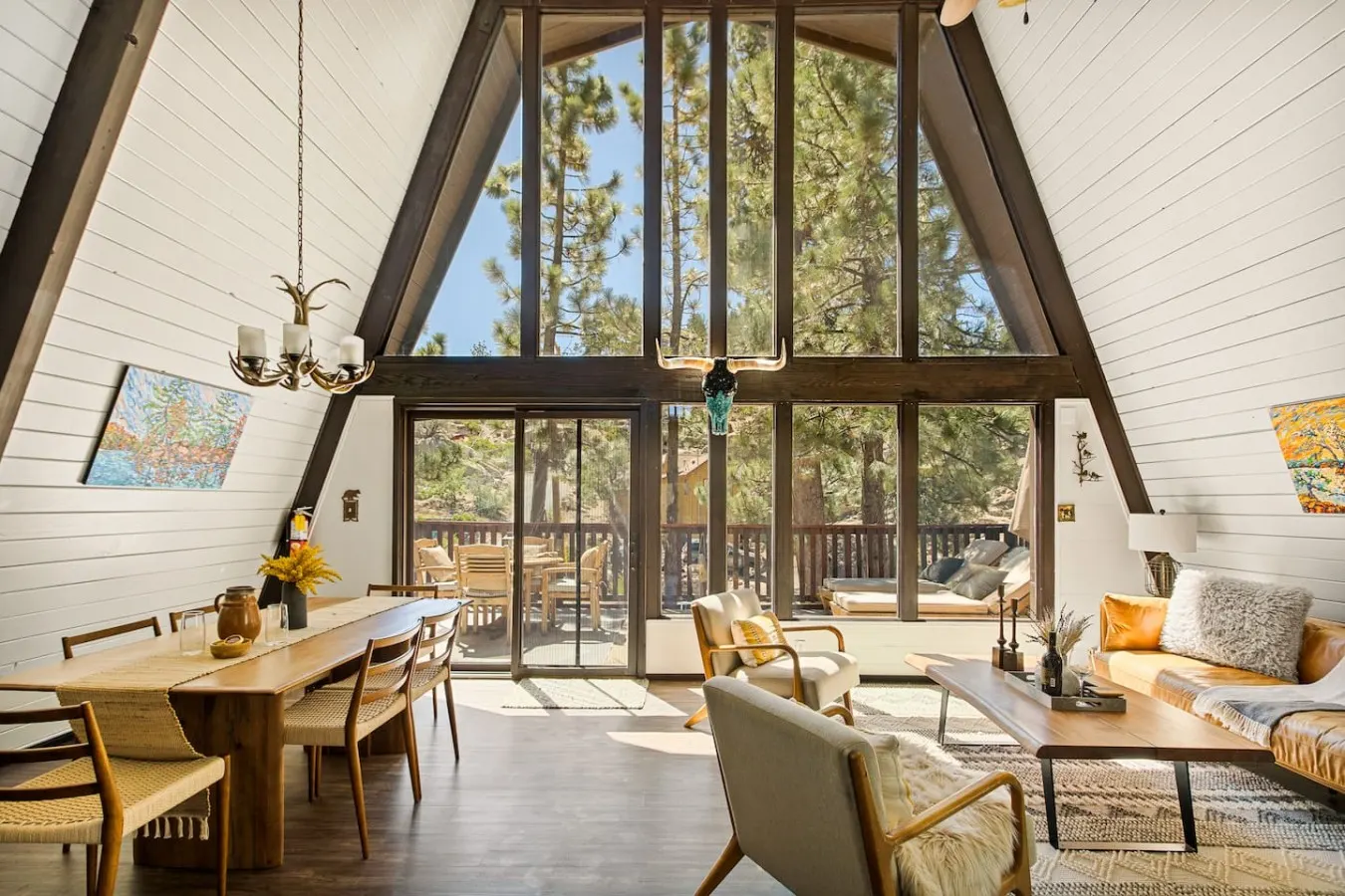 *NEW* Larks Modern Nest | Near Lake, Spa & Arcade