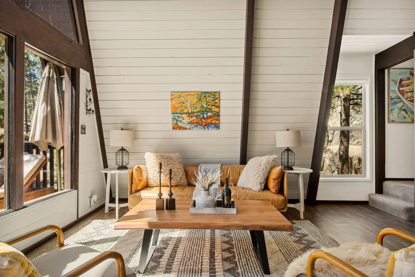 *NEW* Larks Modern Nest Near Lake, Spa & Arcade 2