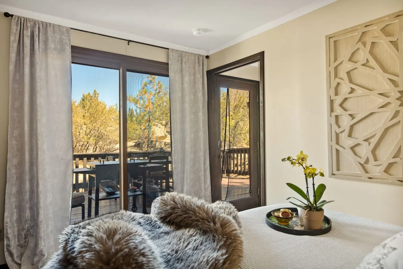 *NEW* Larks Modern Nest Near Lake, Spa & Arcade 19