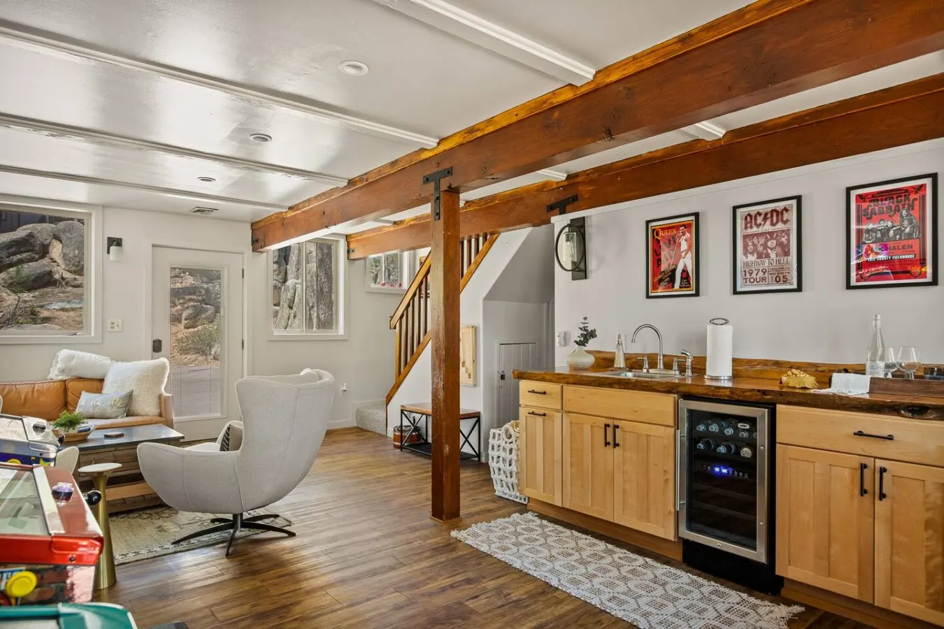 *NEW* Larks Modern Nest Near Lake, Spa & Arcade 7