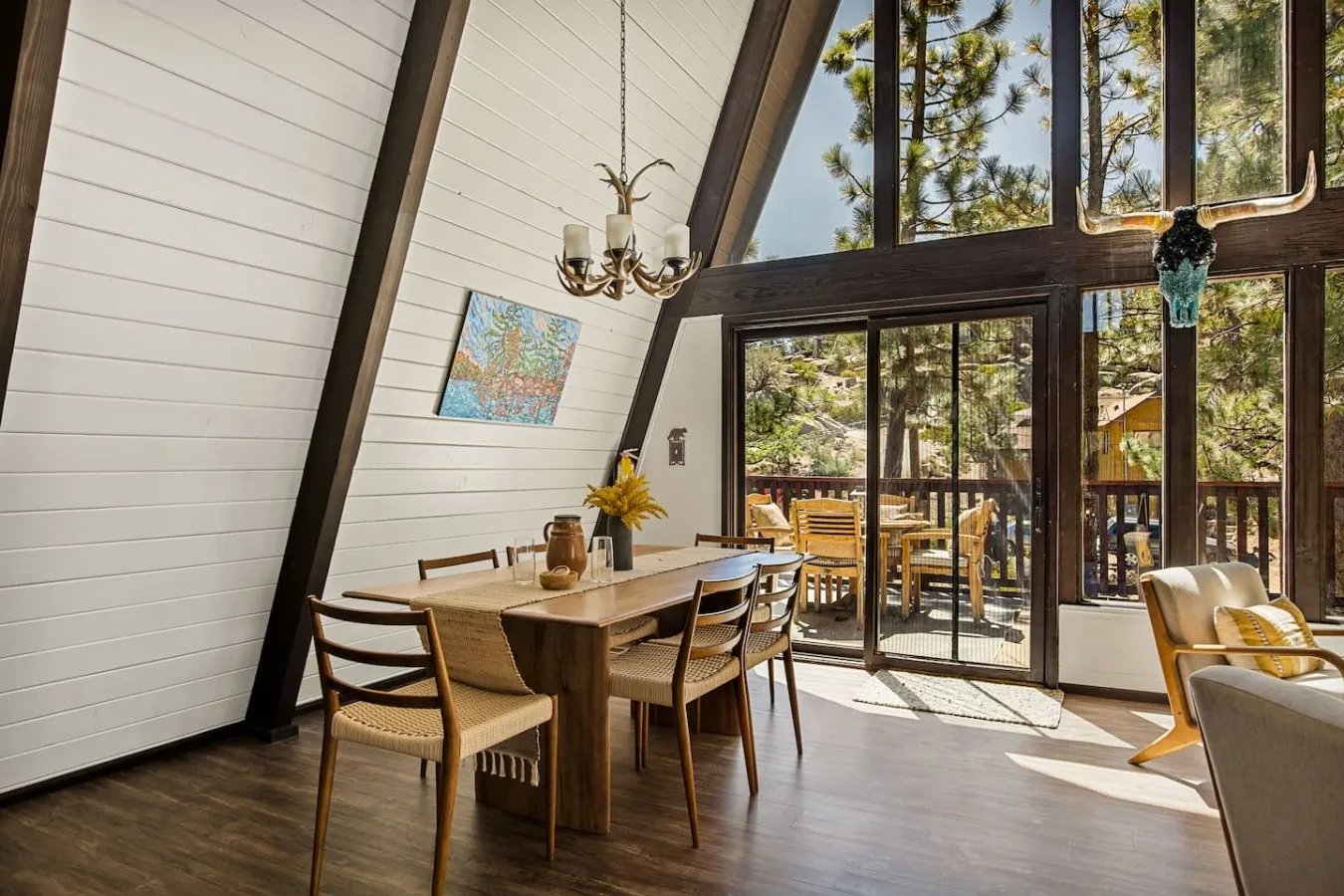 *NEW* Larks Modern Nest Near Lake, Spa & Arcade 8