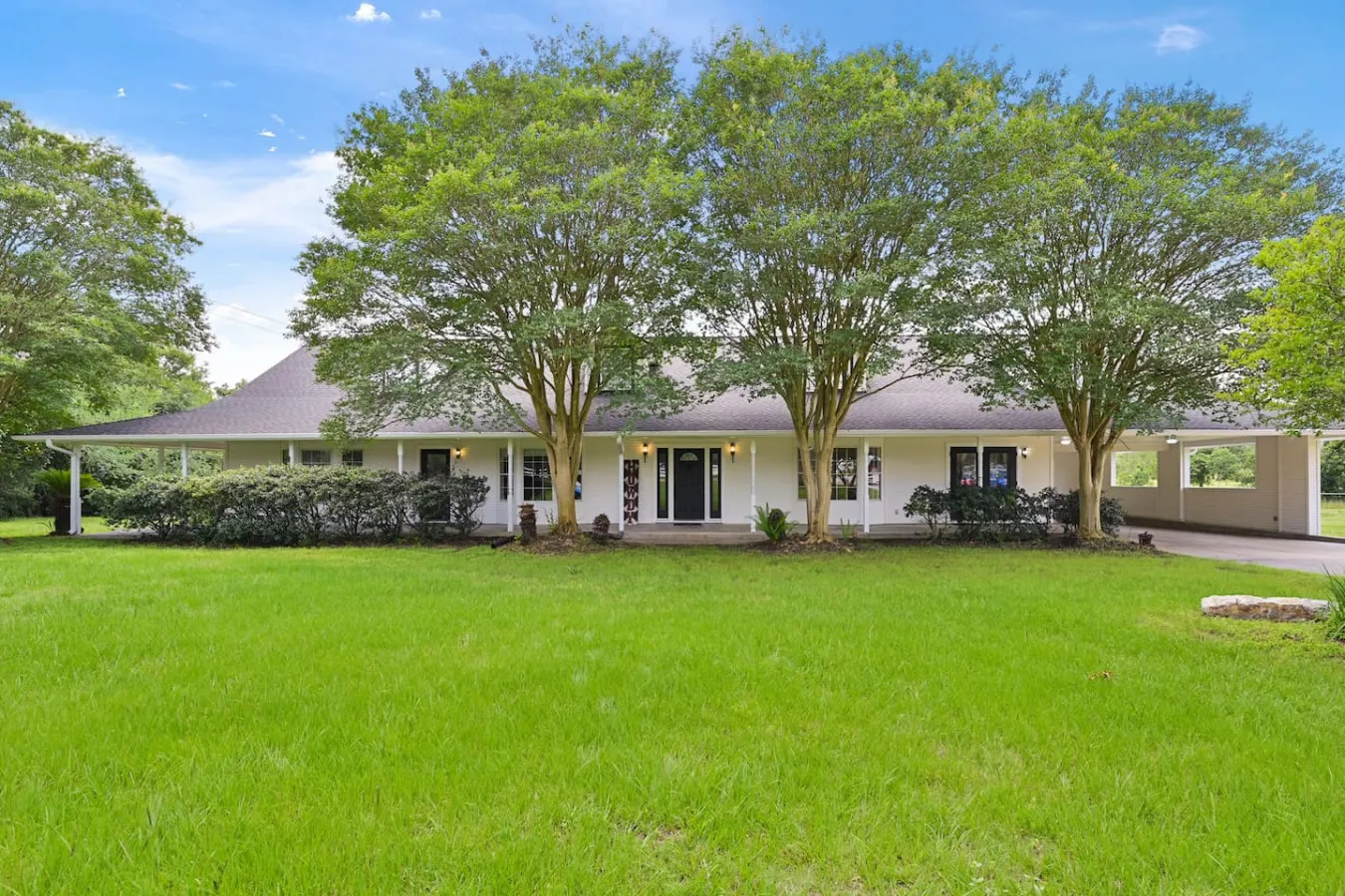 Rambling Ranch: Space & Charm