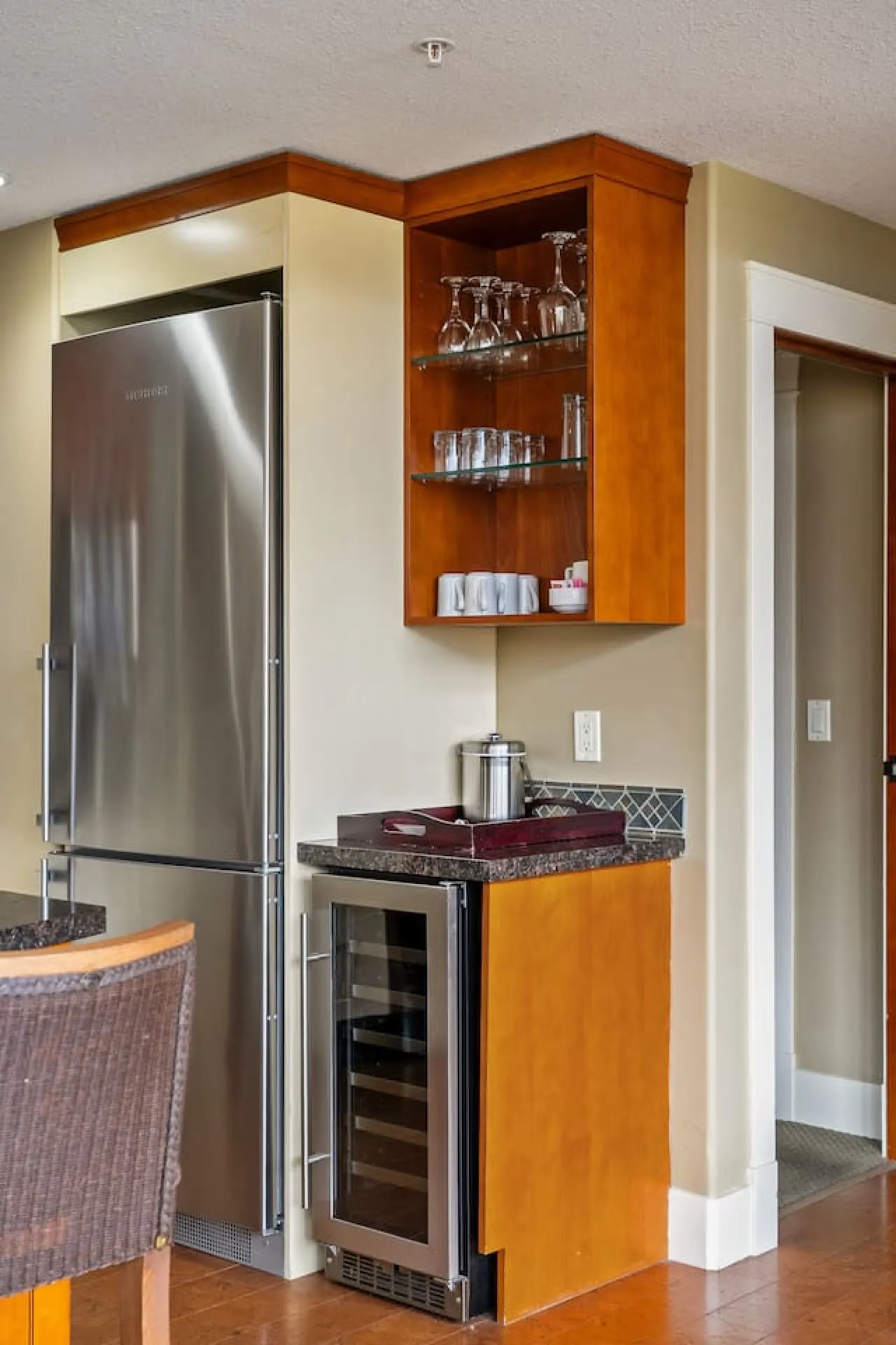 Three Sisters View, BBQ, Hot Tub & Pool Access 13