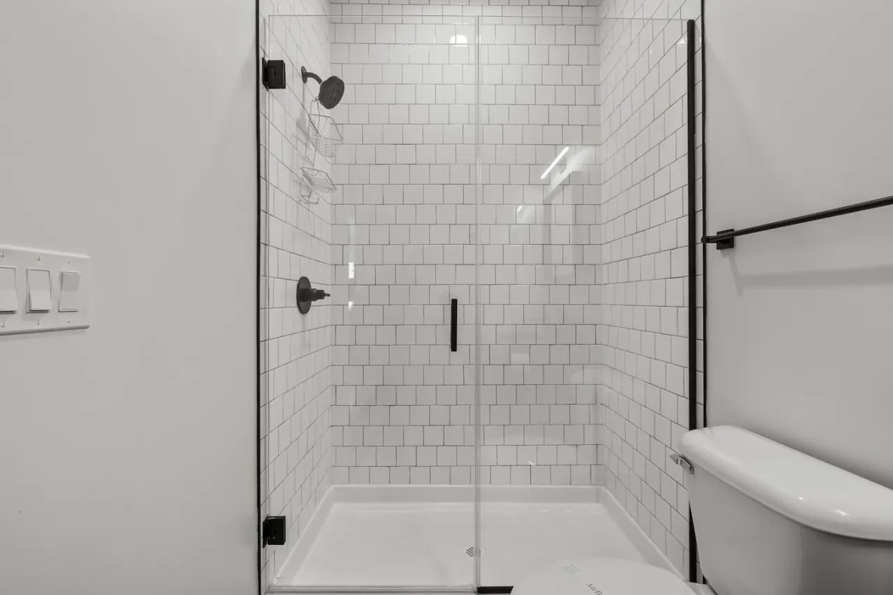 Modern Escape at Franklin Park! 20