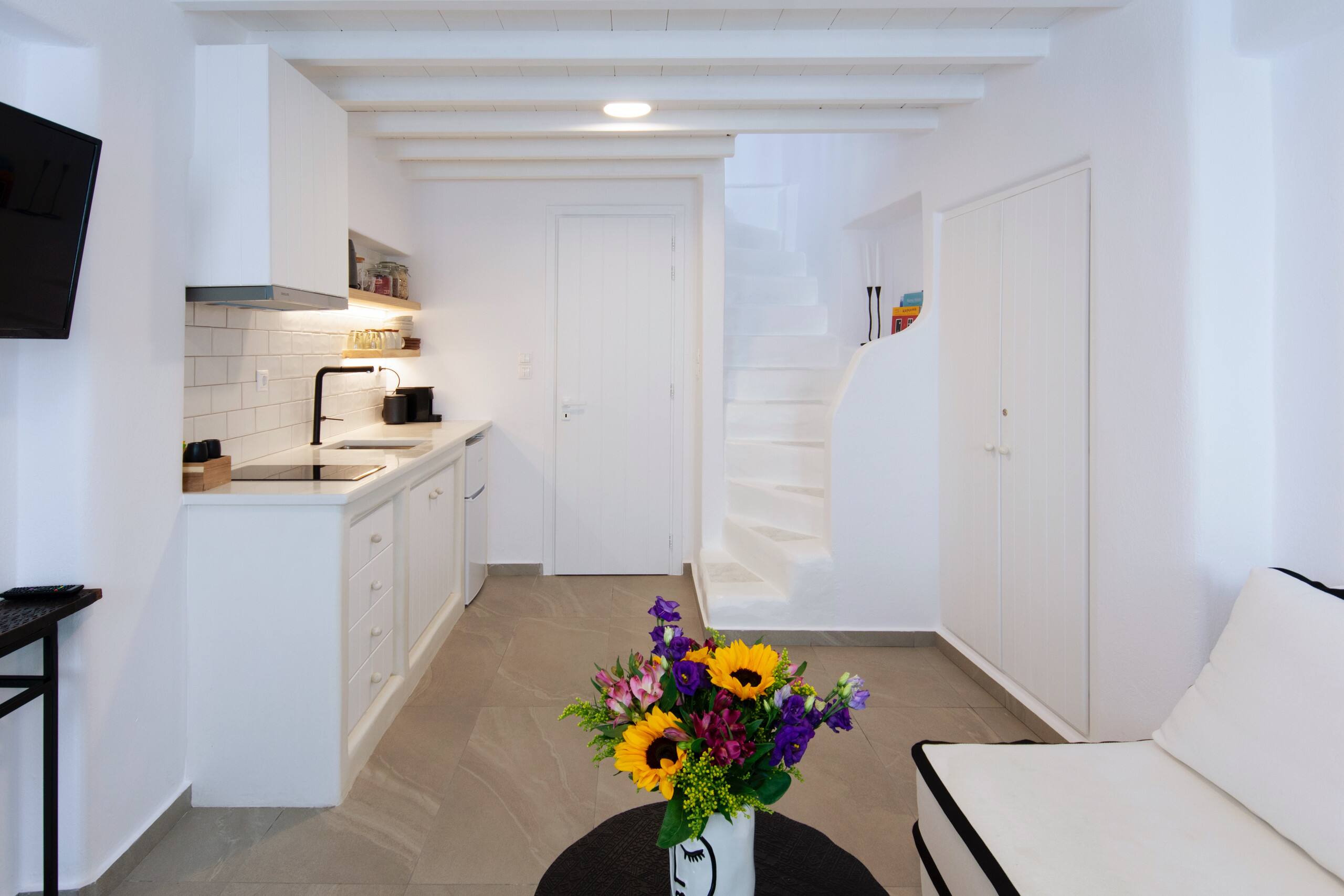 Skepi Two-Story Elegant House | Mykonos Town