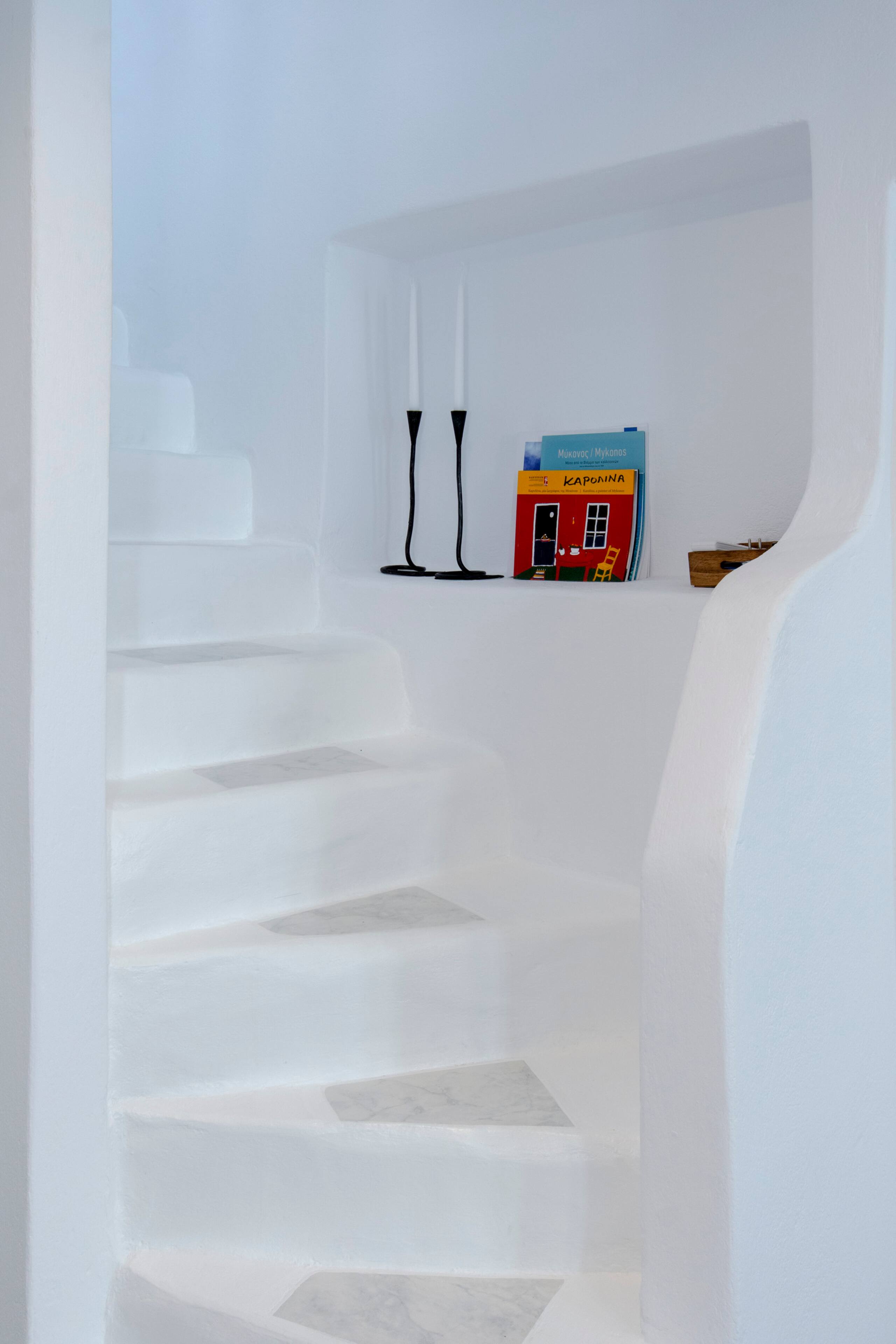 Skepi Two-Story Elegant House | Mykonos Town 9