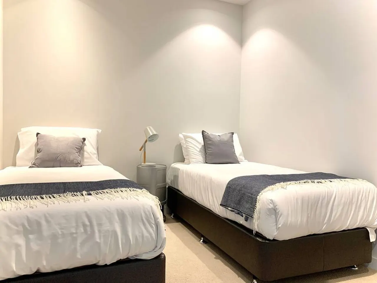 RIVERSIDE HOLIDAYS BY READYSET - 3 Bedroom House 6