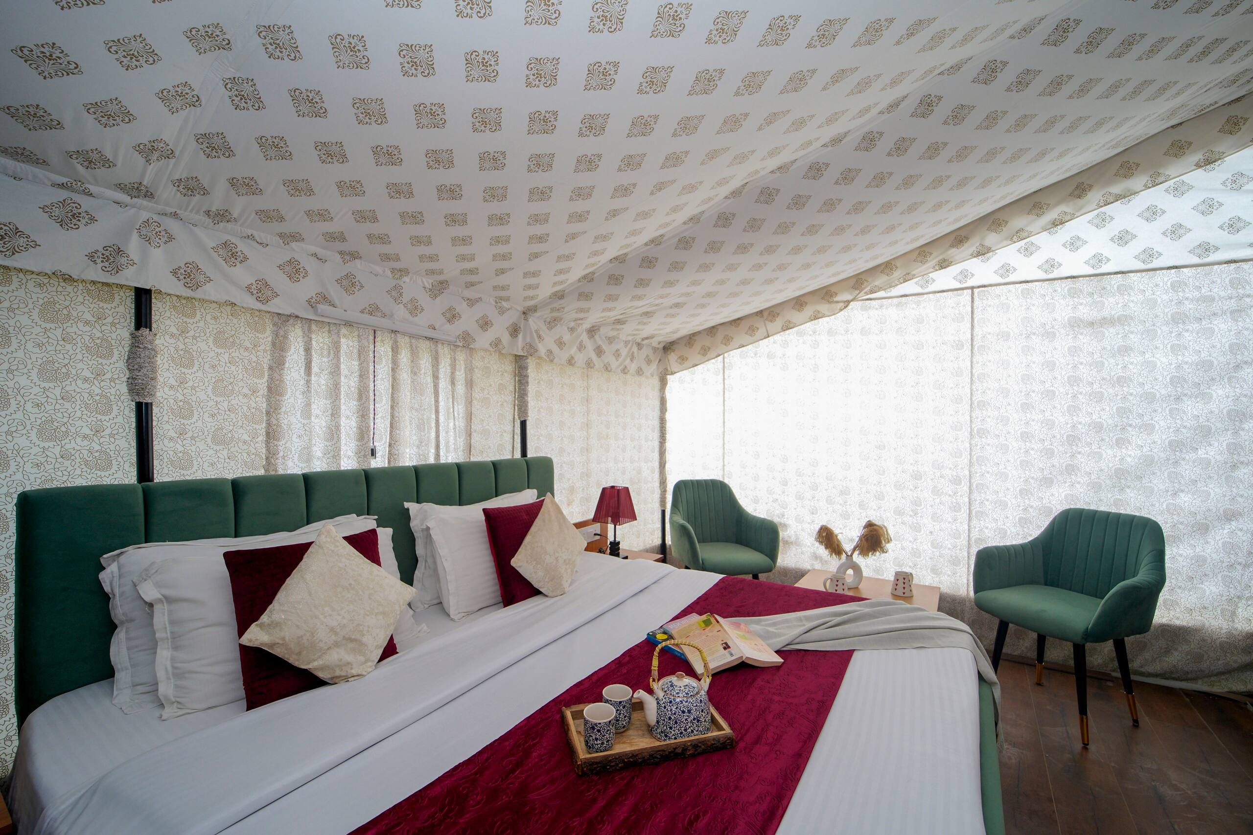 Skylight Retreat - Chail 2BR Luxury Glamping 301 40