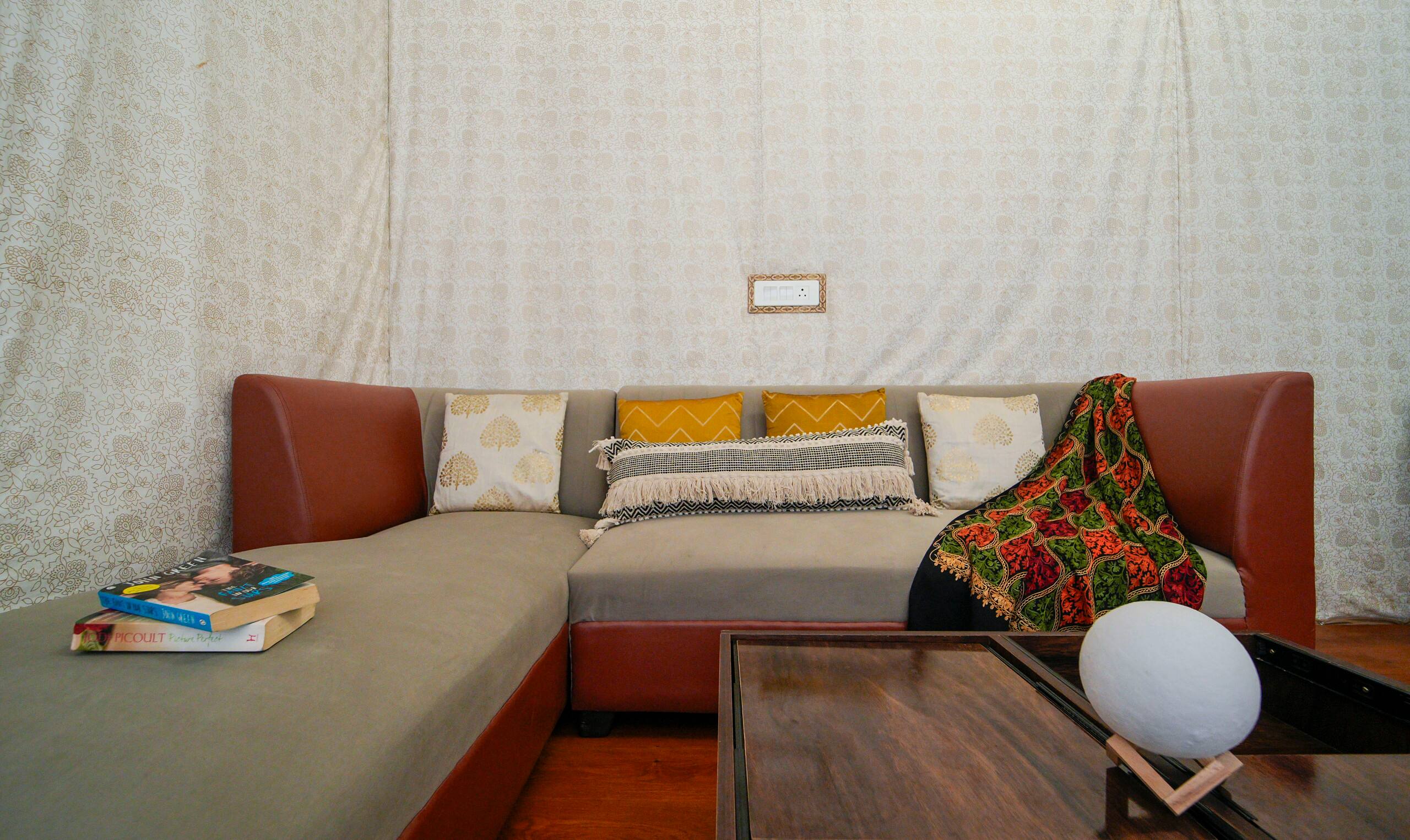 Skylight Retreat - Chail 2BR Luxury Glamping 301 19