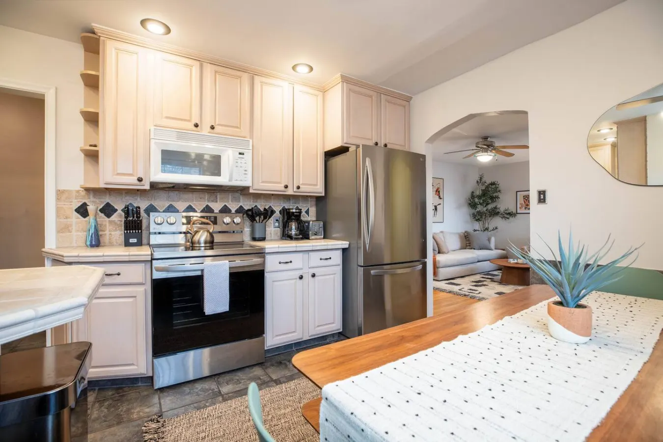 Sugar House Basecamp 4BR Near Park & Dining Sleeps 10 - Near Skiing 18
