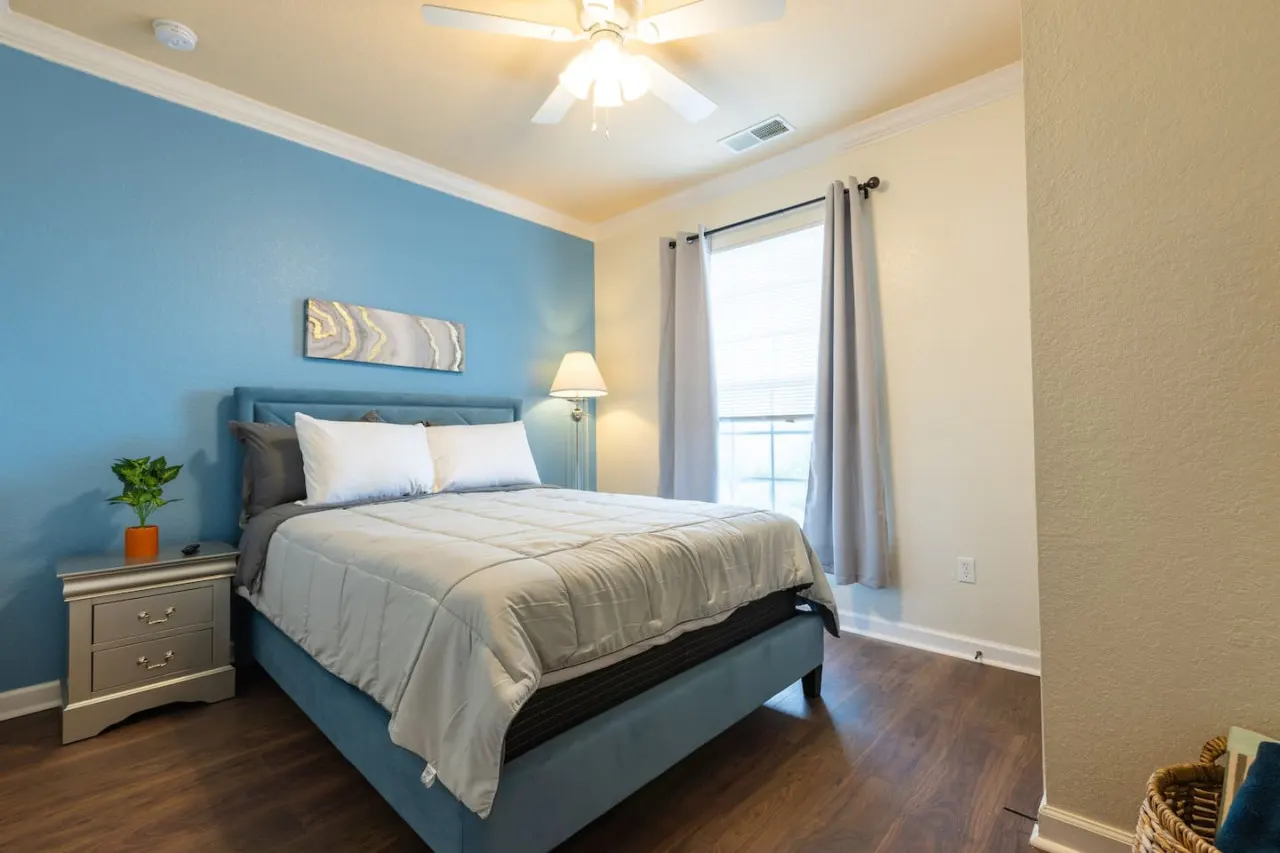 Exquisite 3BR Retreat Near Disney 9