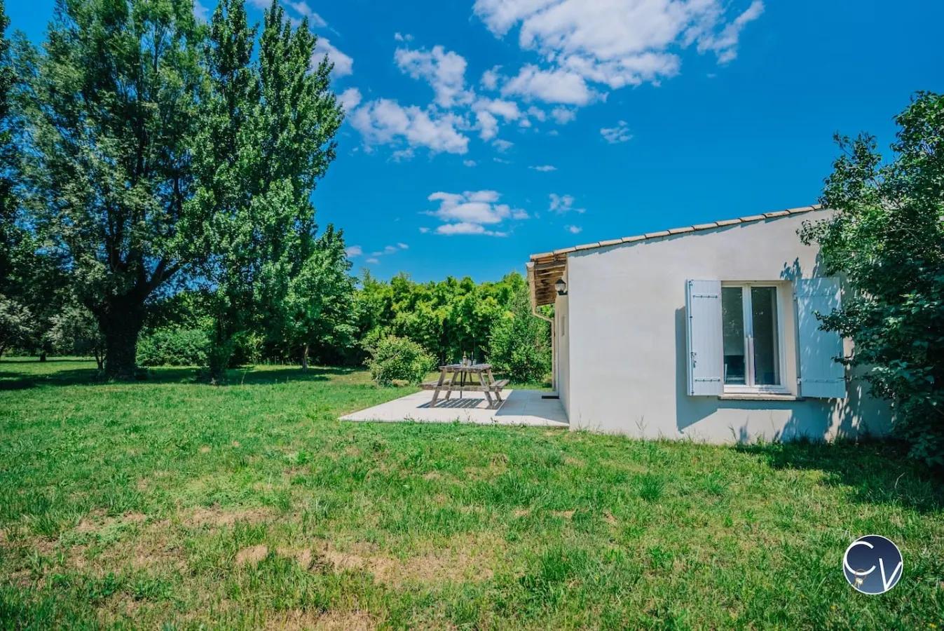 Mazet au calme-Piscine privée-Grand jardin arboré 9
