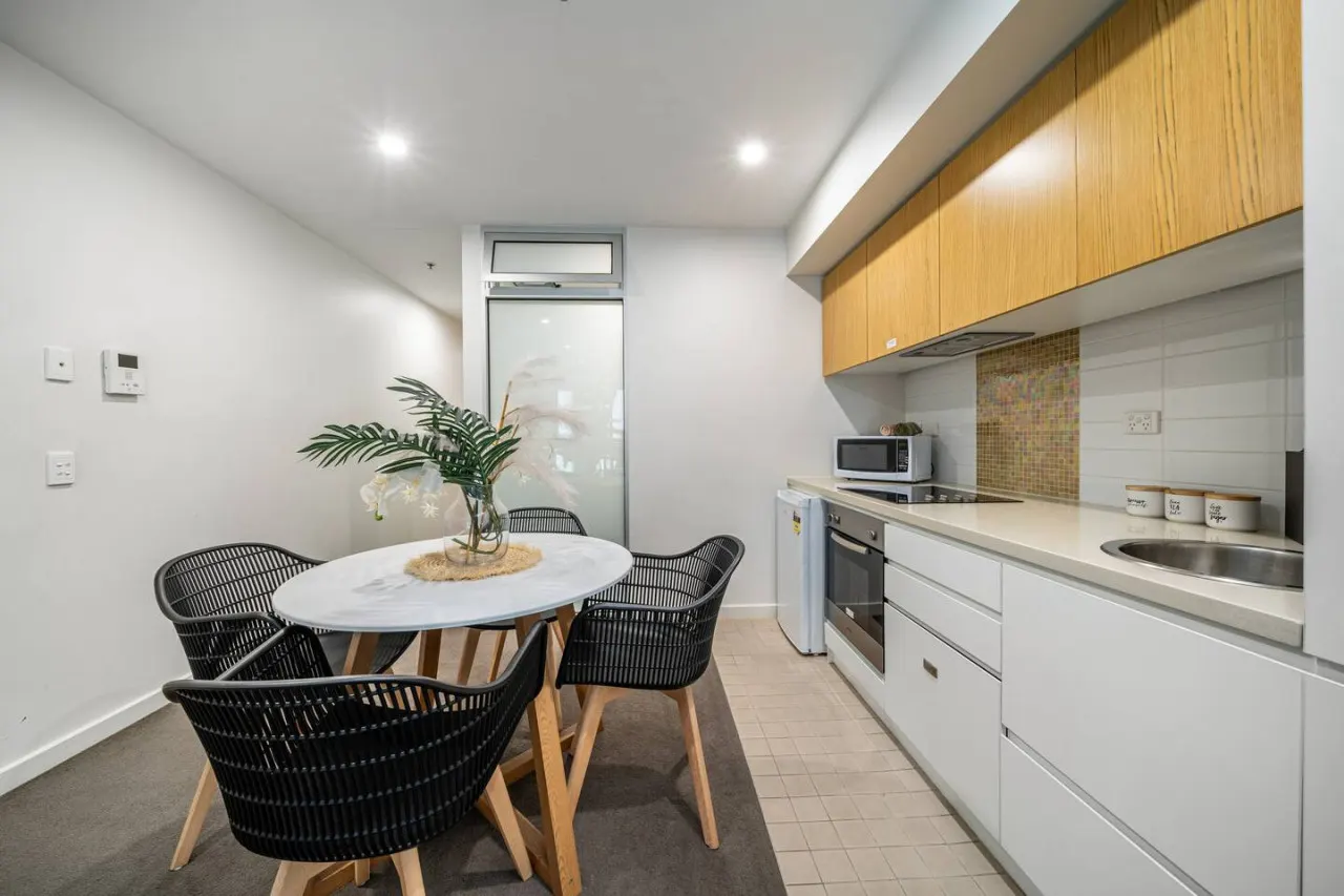 Bliss at Balfours - CBD Escape with Pool & Hot Tub 11