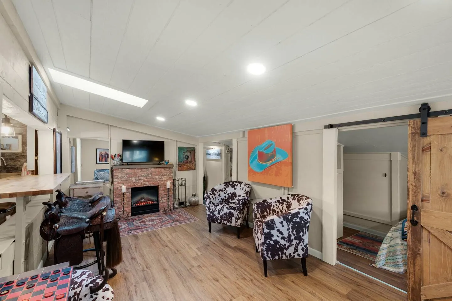 Restored 1919 Cabin-14 Fenced Acres-Pet Friendly 12