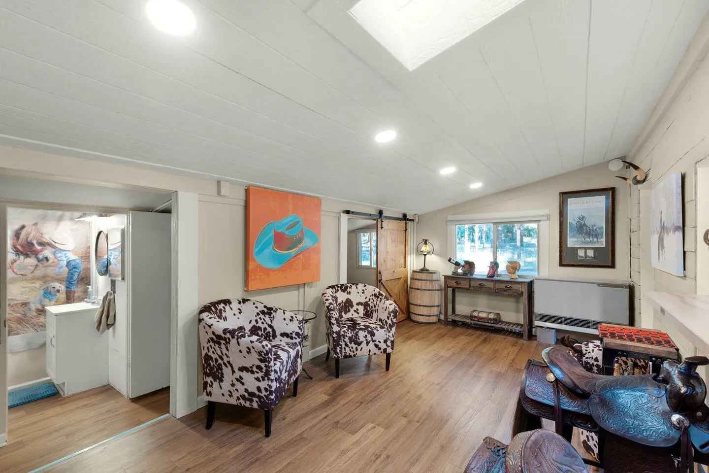 Restored 1919 Cabin-14 Fenced Acres-Pet Friendly 13