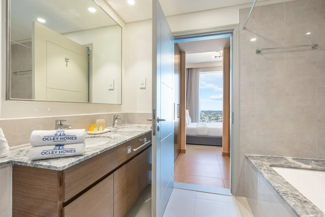 Premium Corner Home steps away from Dubai Mall 17