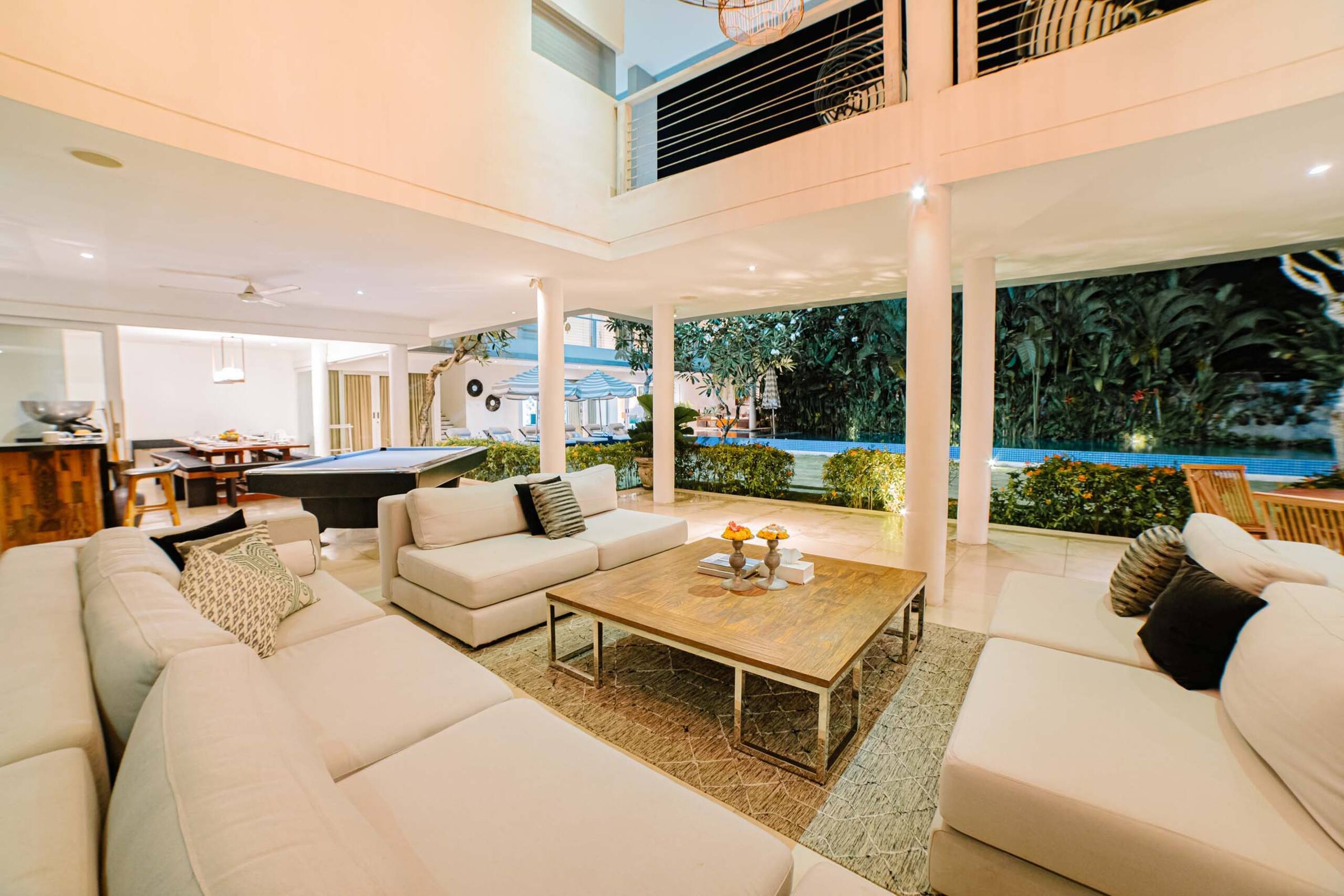 Spacious & Luxury 5BR Villa 100m from beach+butler 16